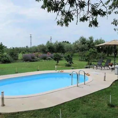 Nyaraló With Pool In 44171 Vodnjan